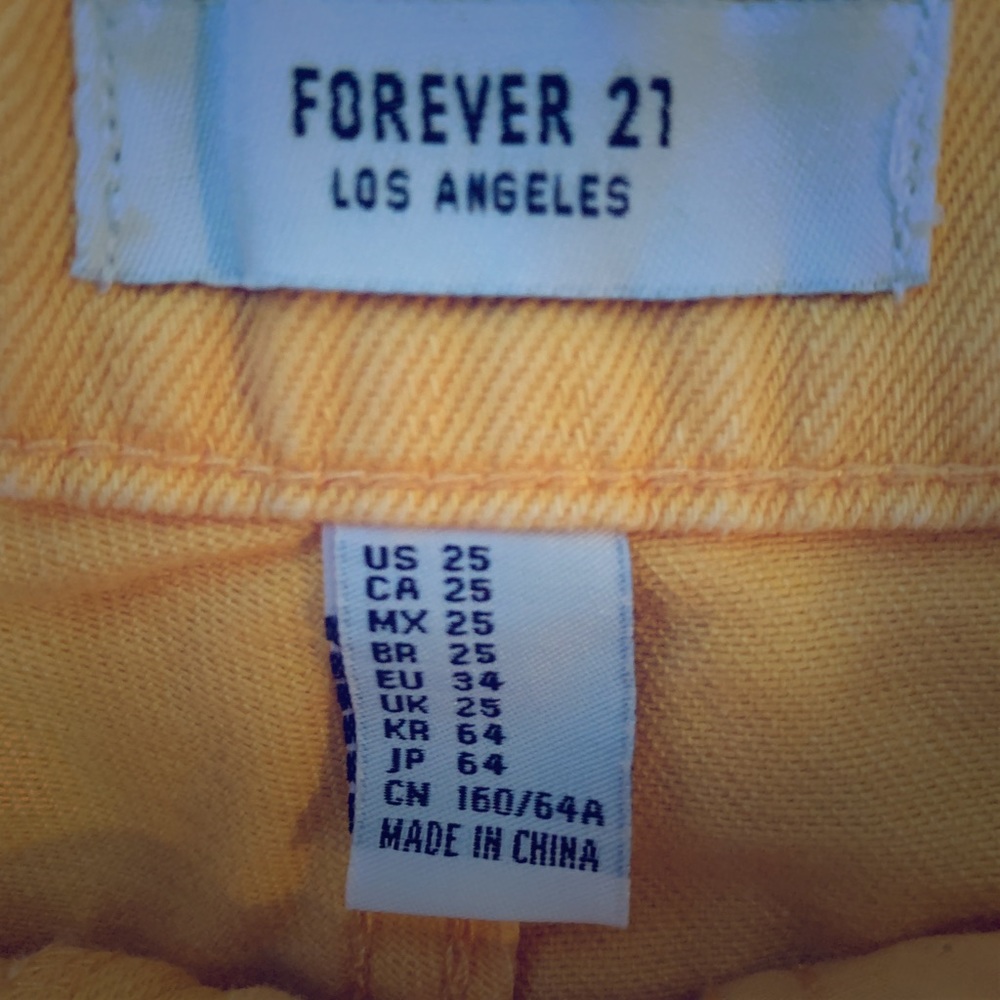 FOREVER 21 YELLOW SHORTS